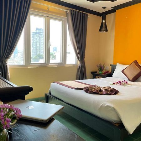Ipeace Hotel - Bui Vien Walking Street Cidade de Ho Chi Minh Exterior foto