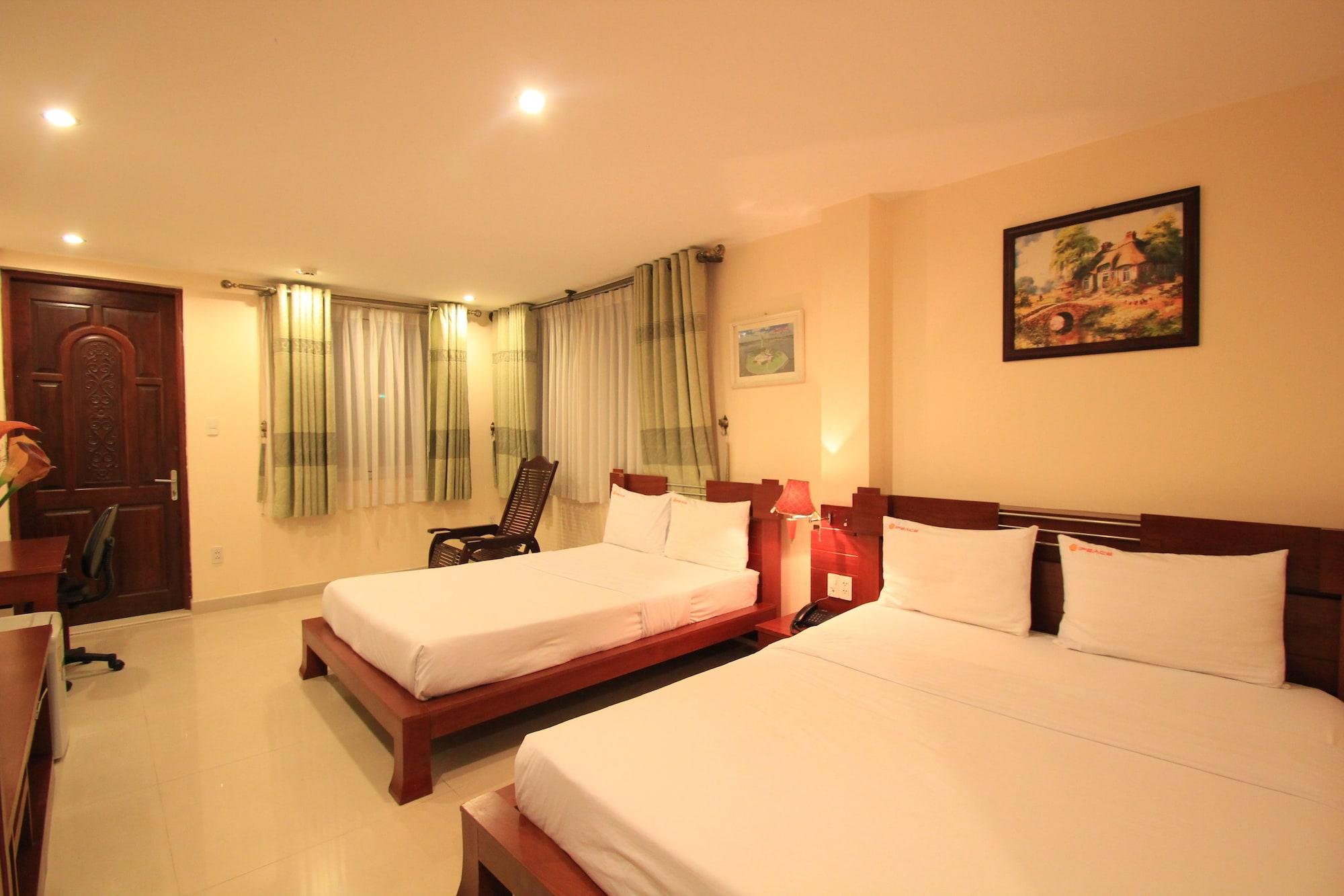 Ipeace Hotel - Bui Vien Walking Street Cidade de Ho Chi Minh Exterior foto