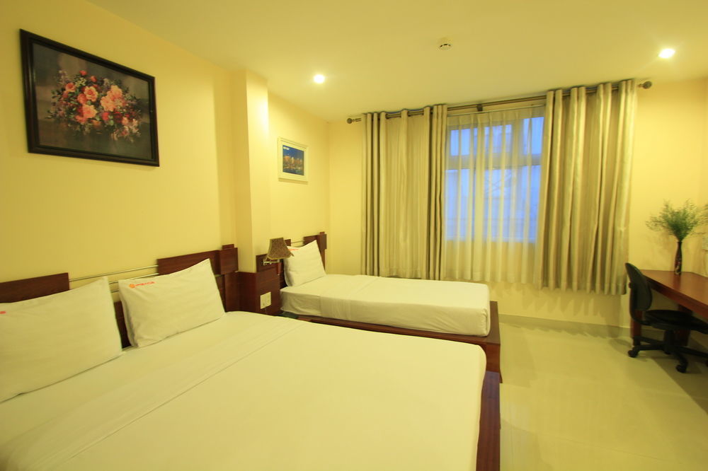 Ipeace Hotel - Bui Vien Walking Street Cidade de Ho Chi Minh Exterior foto