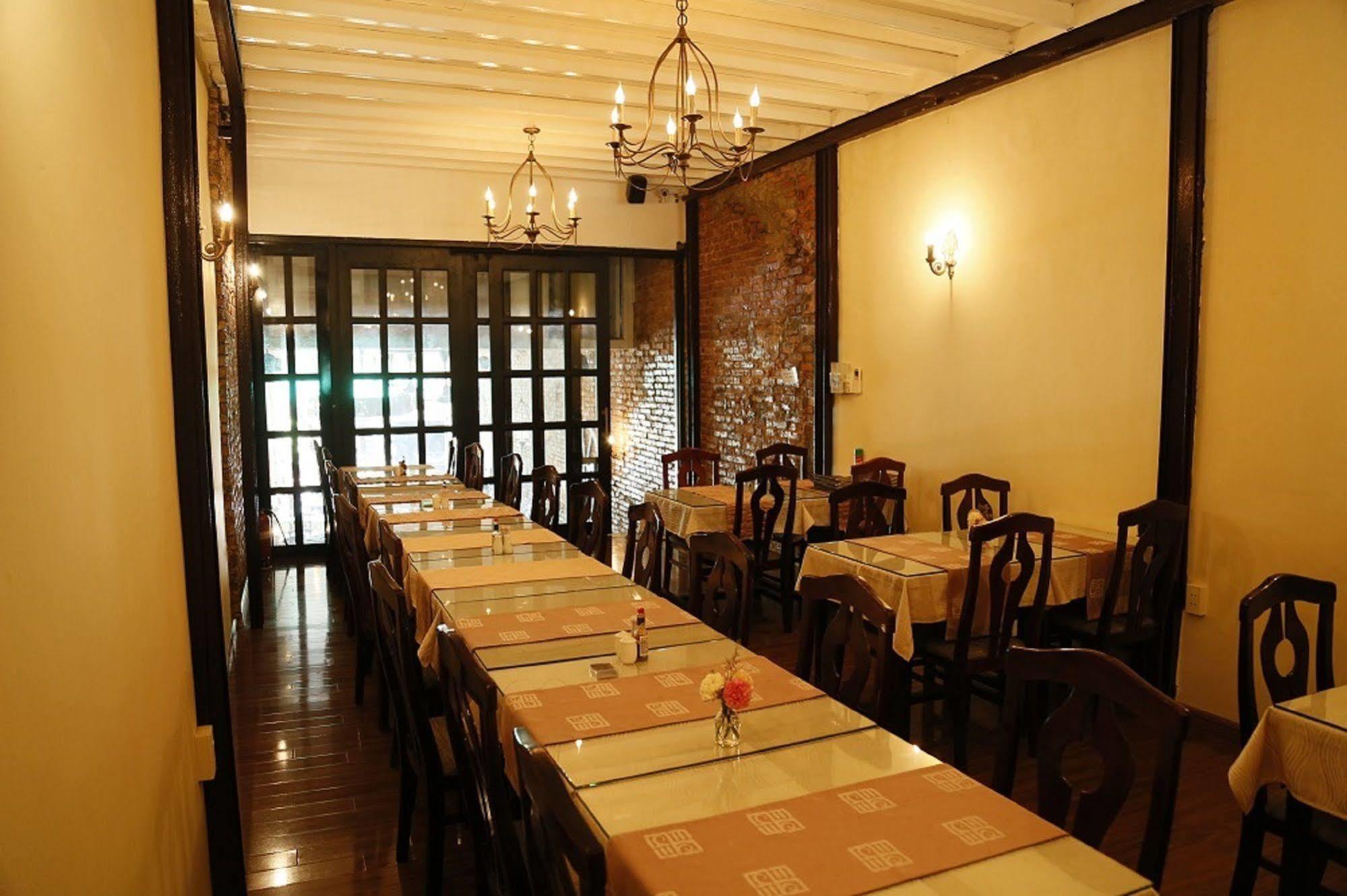 Ipeace Hotel - Bui Vien Walking Street Cidade de Ho Chi Minh Exterior foto